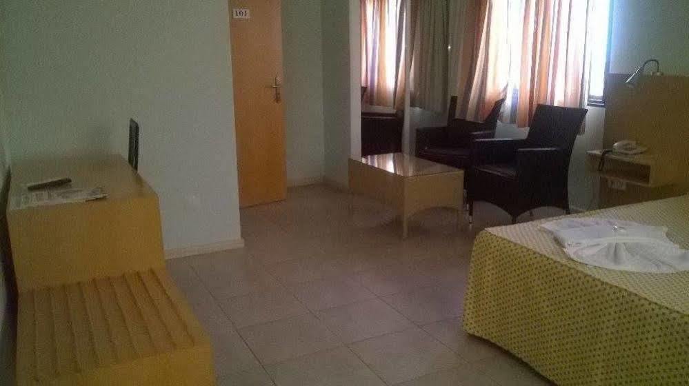 Hotel Roterdao Praia Exteriör bild